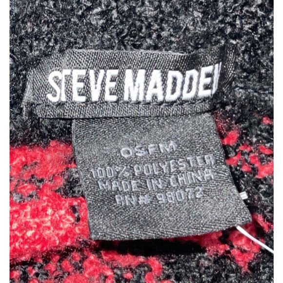 NWT Steve Madden Women's Red & Black Buffalo Plaid Fringed Sweater Poncho OSFM - Picture 5 of 8